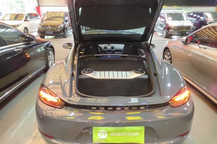 Used Porsche 718 2016 Cayman 2.0T
