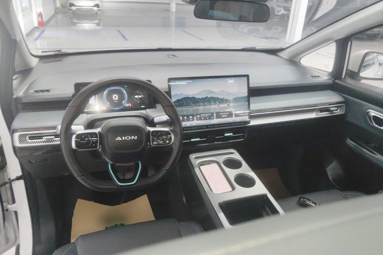 Used AION Y 2023 Younger Star Edition