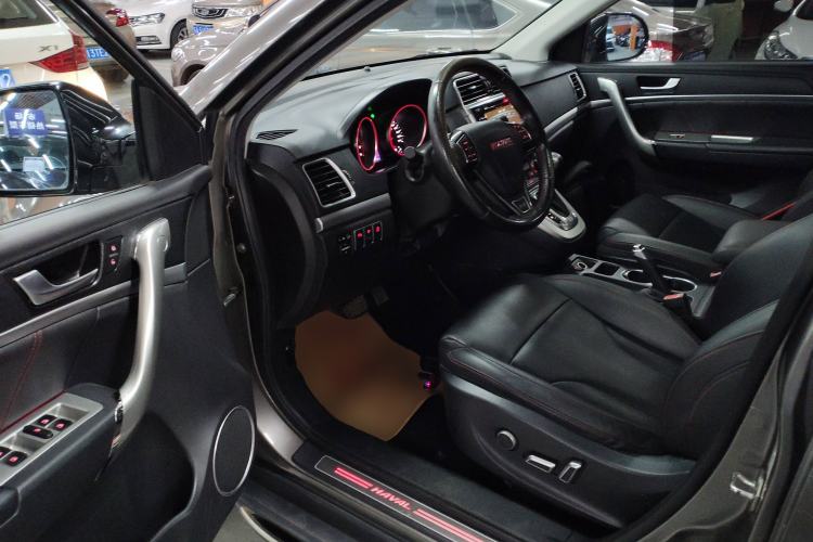 Used Haval H6 2015 Sport Edition 1.5T Automatic Two-Wheel Drive Luxury Model