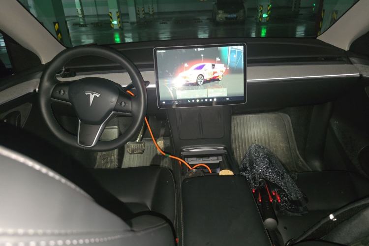 Used Tesla Model Y 2024 Long-Range All-Wheel-Drive Version
