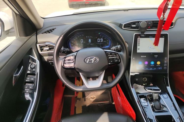 Used Hyundai ix25 2020 1.5L CVT DLX Prestige Version Steering Wheel