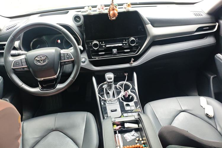 Used Toyota Highlander 2023 2.5L Smart Electric Hybrid Dual-Engine Four-Wheel Drive Prestige Version – 7 Seats