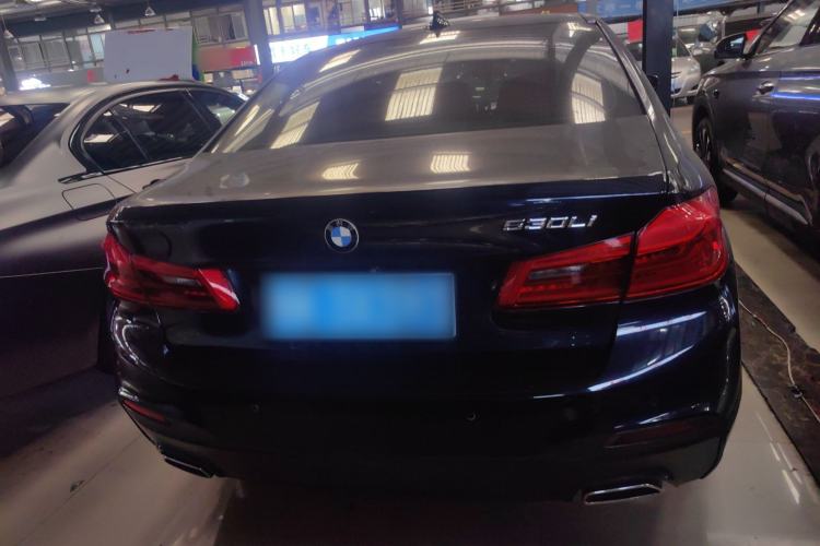 Used BMW 5 Series 2018 530Li Leading Model M Sport Package
