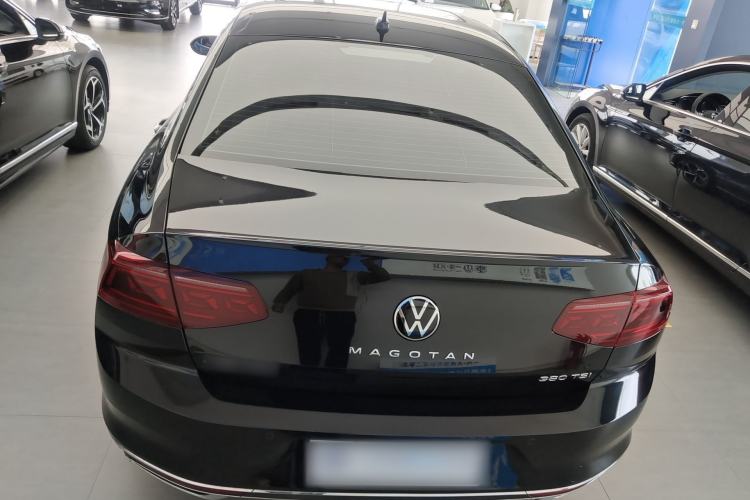 Used Volkswagen Magotan 2026 30 Million Vehicles Selected Model 380TSI DSG Luxury Edition Rear
