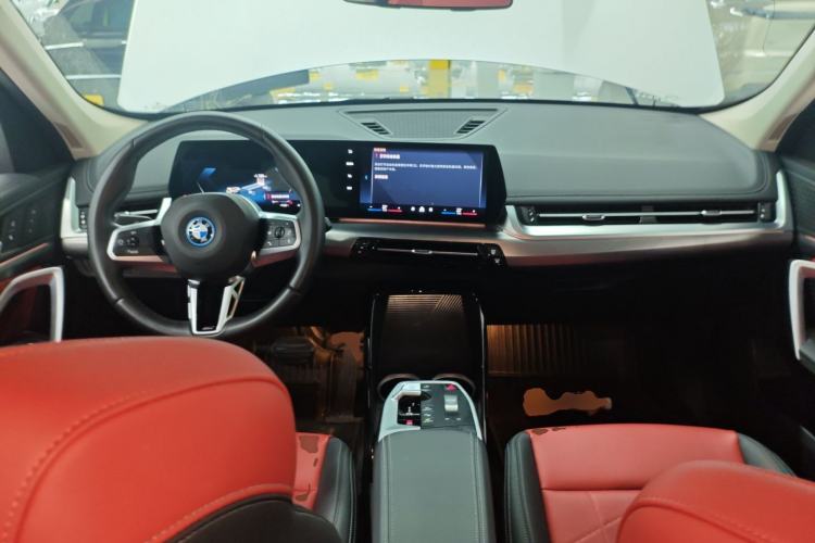 Used BMW iX1 2023 eDrive25L M Sport Package Center Console