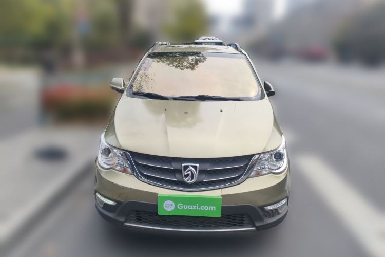 Used Baojun 730 2015 1.8L Manual Luxury Navigation ESP Version 7-seater