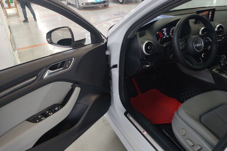 Used Audi A3 2020 Limousine 35 TFSI Fashion Edition China VI Emission Standard