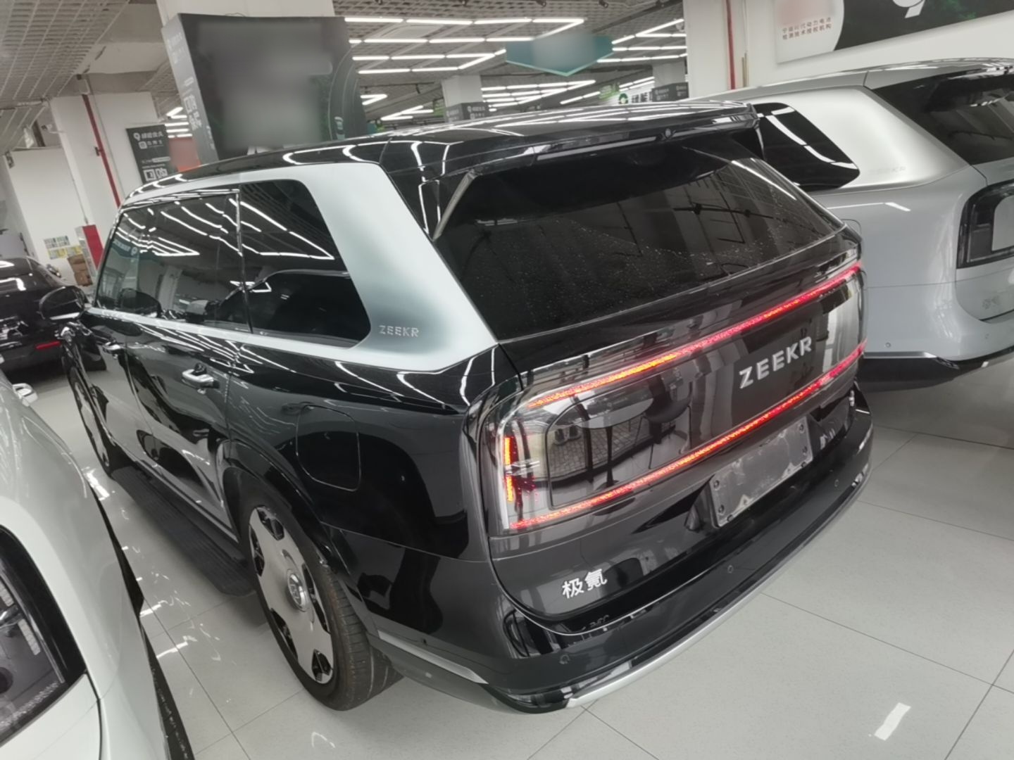 Zeekr 9X 2025 Ultra Edition 70kWh — снимка 4