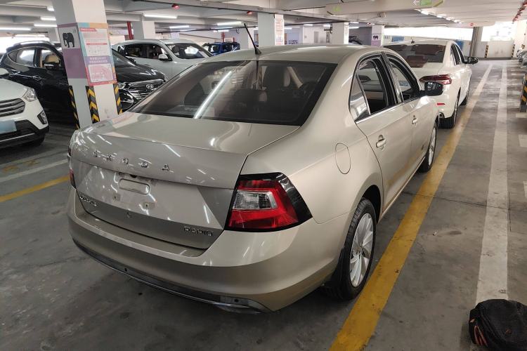 Used Skoda Rapid 2019 1.5L Automatic Comfort Edition China VI Standard