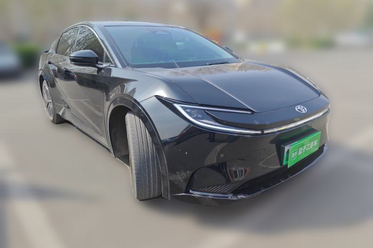 Used Toyota bZ5 2025 Model 550 JOY Front Right 45 Deg