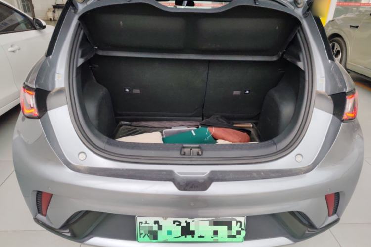 Used BYD Dolphin 2023 420 km Fashion Edition Trunk