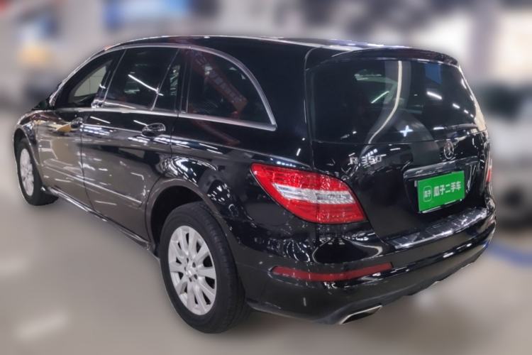 Used Mercedes-Benz R-Class 2011 R 350 L 4MATIC