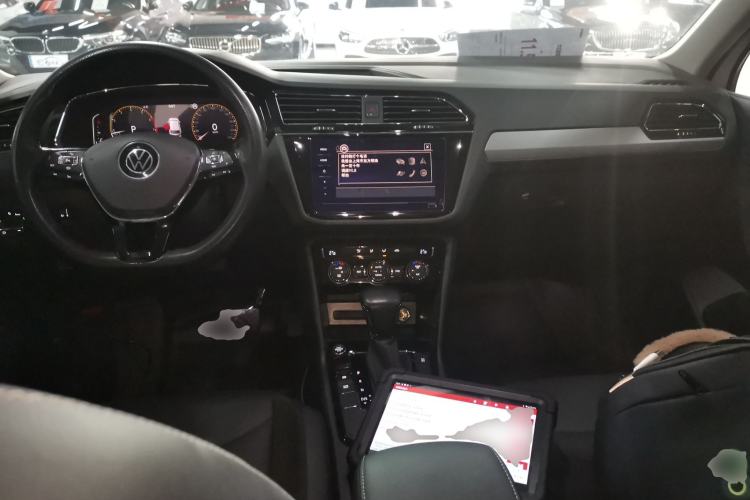 Used Volkswagen Tiguan L 2021 330TSI Automatic Two-Wheel Drive Smart Edition
