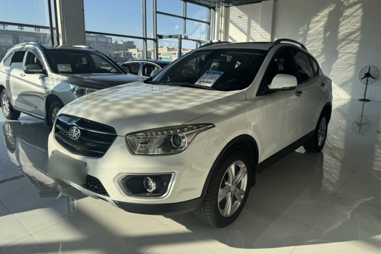 Used Bestune X80 2016 2.0L automatic Comfort trim level