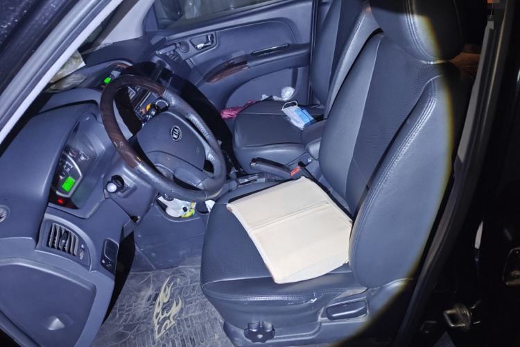 Used Kia Sportage 2011 2.0L Automatic Two-Wheel Drive GLS Left Front Seat