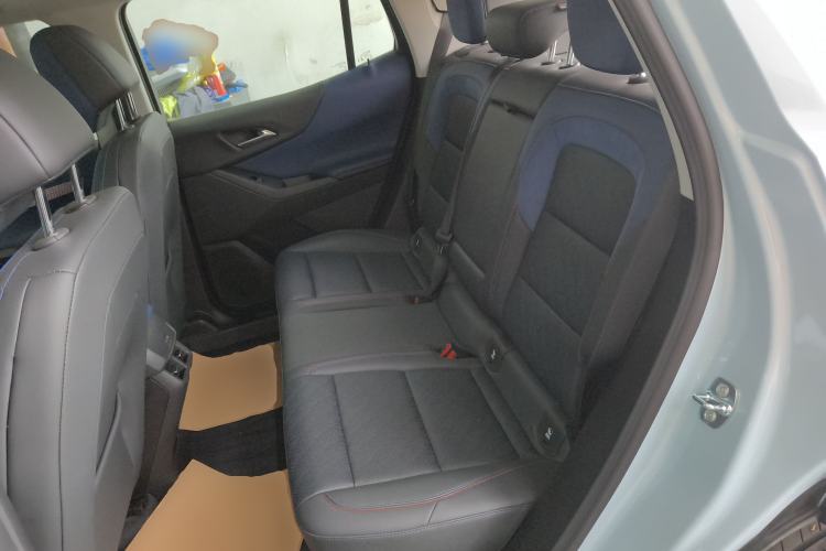 Used Chevrolet Equinox Plus 2024 102km RS Ultimate Edition Left Rear Seat