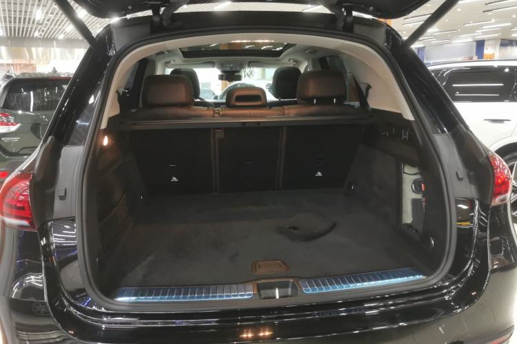 Used Mercedes-Benz GLE 2023 GLE 350 4MATIC Stylish Model Trunk
