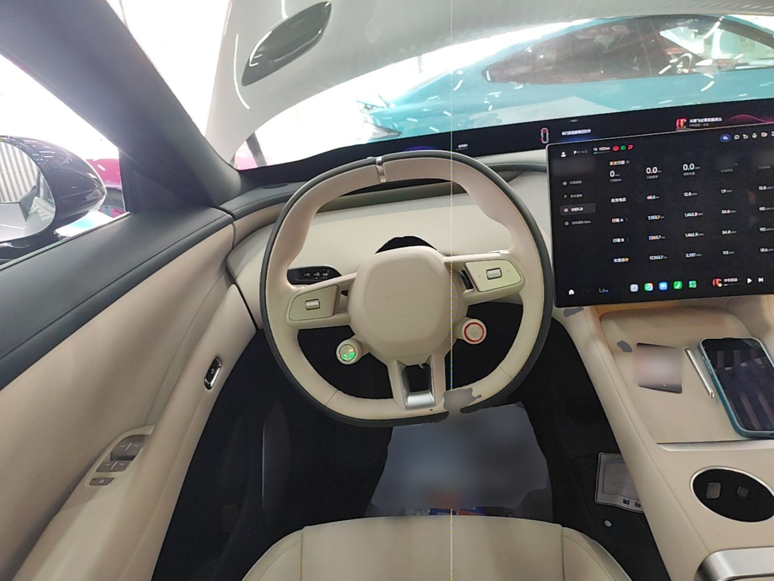 Xiaomi Auto YU7 2025 Ultra-Long Range All-Wheel Drive Pro Version — снимка 13