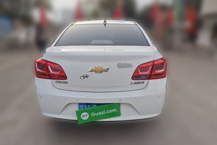 Used Chevrolet Cruze 2015 1.5L Classic SE MT
