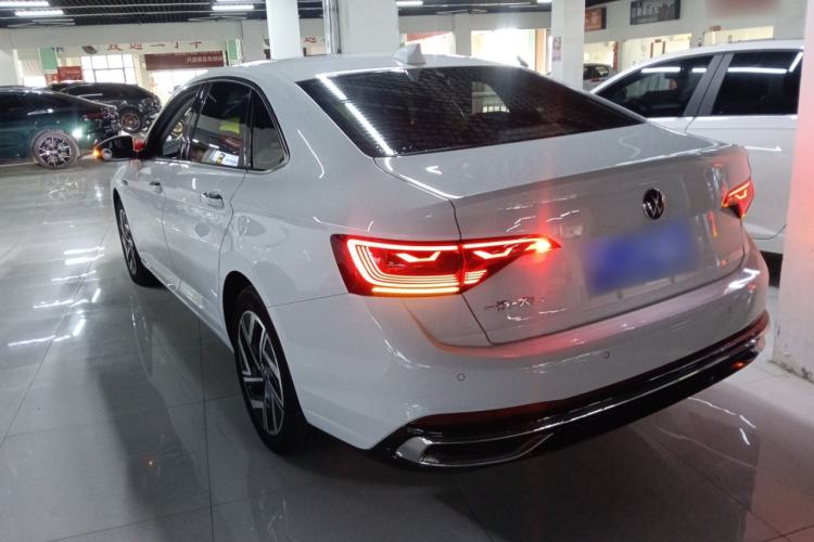 Used Volkswagen Sagitar 2023 200TSI DSG Excellence Edition Rear Left 45 Deg