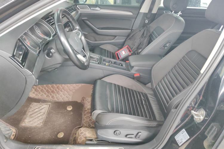 Used Volkswagen Magotan 2020 330TSI DSG Leading Model Left Front Seat