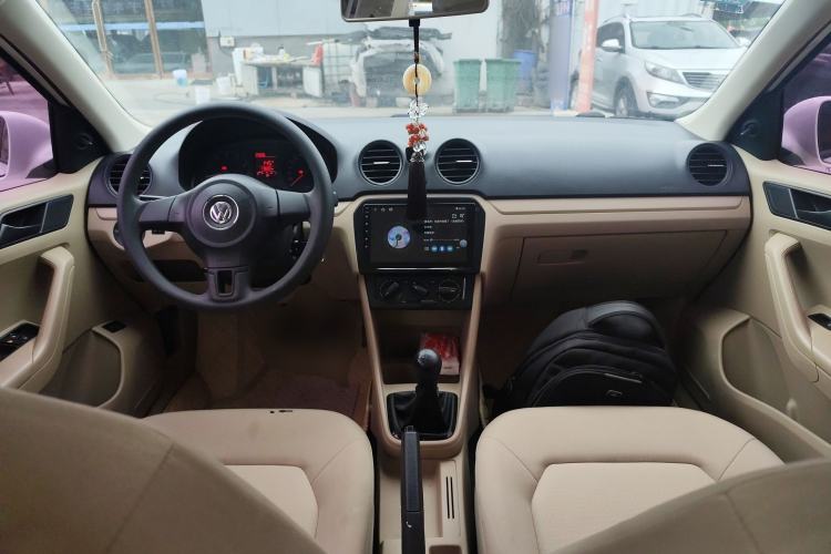 Used Volkswagen Jetta 2015 1.6L Manual Fashion Edition