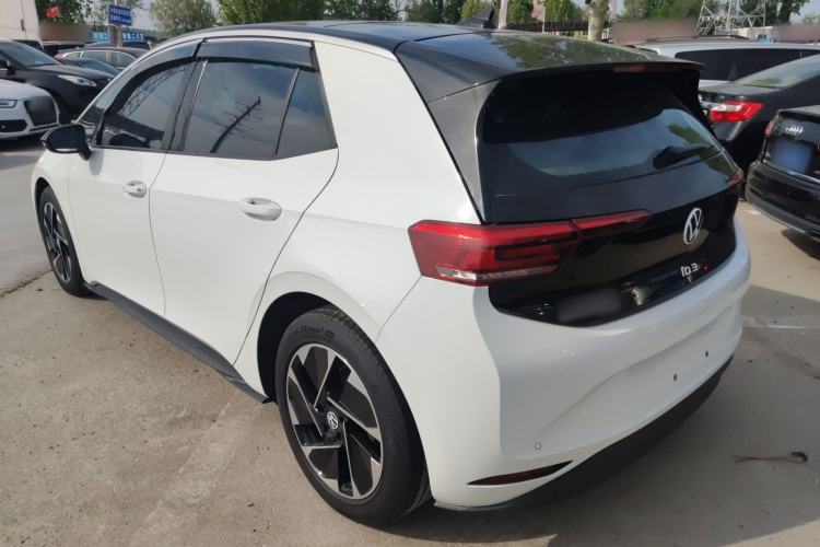 Used Volkswagen ID.3 2024 Outstanding Edition Exterior 2