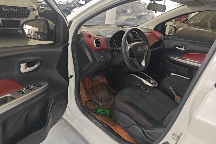 Used Changan Benni 2014 1.4L IMT Luxury Model with Sunroof