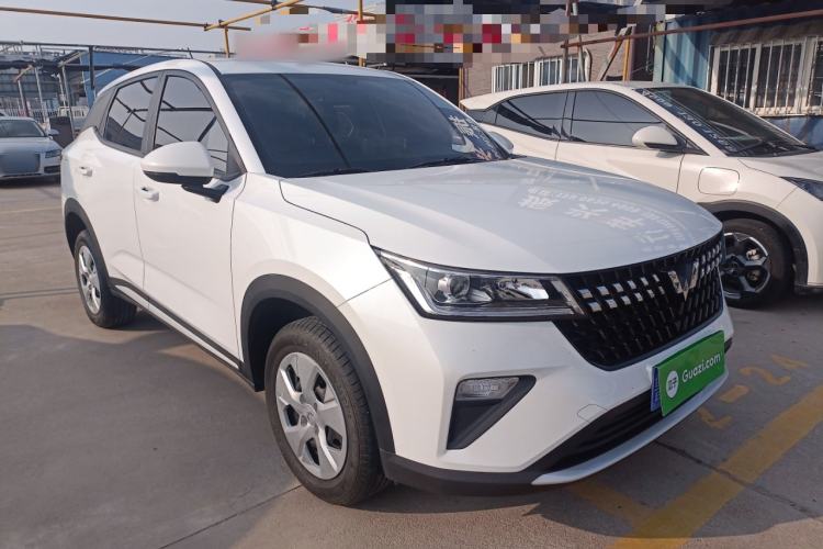 Used Wuling Alvez 2022 1.5L Manual Free-Style Model Exterior 1