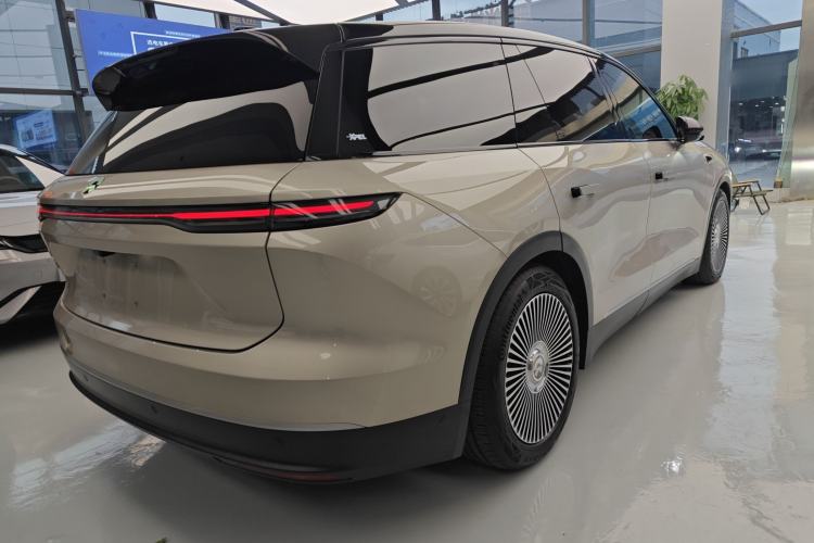 Used Nio ES8 2024 75 kWh Rear Right 45 Deg