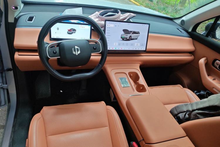 Used Leapmotor C16 2024 Pure Electric 520 Deluxe Edition
