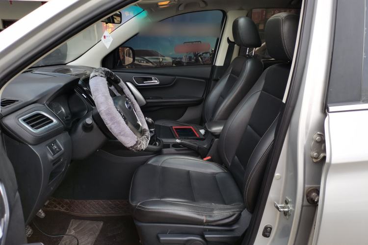 Used SWM X7 2016 1.8L Manual Luxury Edition 7 Seats
