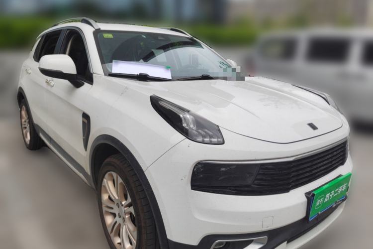 Used Lynk & Co 01 2017 2.0T Two-Wheel Drive Pro Edition Front Right 45 Deg