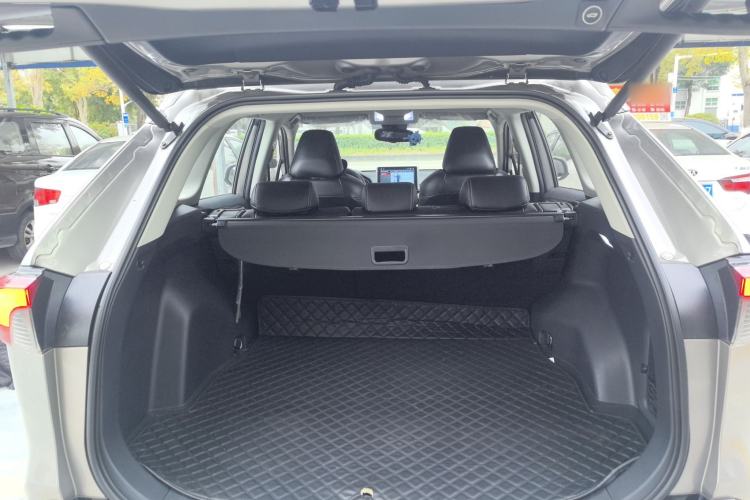 Used Toyota RAV4 2020 2.0L CVT Two-Wheel Drive Urban Edition