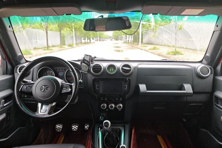 Used BAIC Off-Road BJ40 2016 40L 2.3T Manual All-Wheel Drive Prestige Edition
