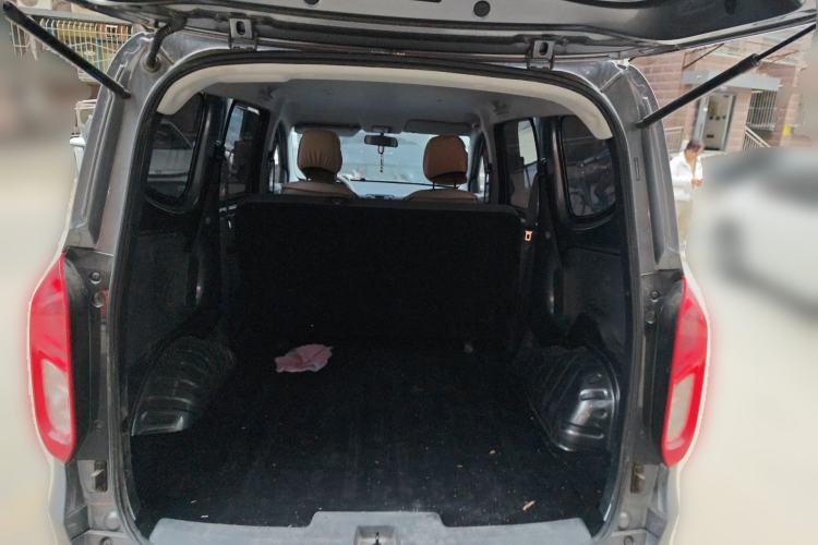 Used Wuling Hongguang New Energy 2025 Extended-Range Hybrid 50 km Utility Version Trunk