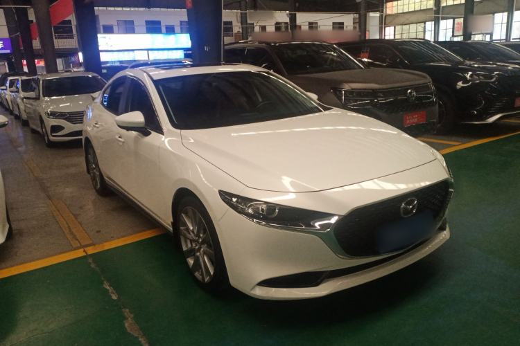 Used Mazda 3 Axela 2023 2.0L Automatic ZhiXuan Edition
