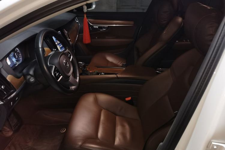 Used Volvo S90 2017 T5 Smart Luxury Edition
