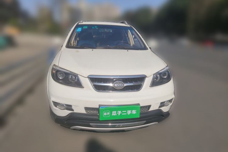 Used BYD S6 2013 Platinum Edition 2.0L Manual Elite Model

