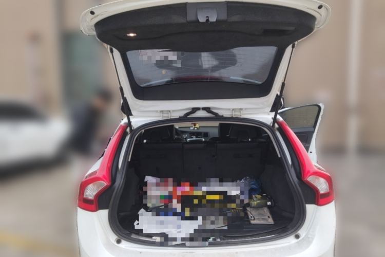 Used Volvo V60 2014 Restyled T5 Zhiya Edition
