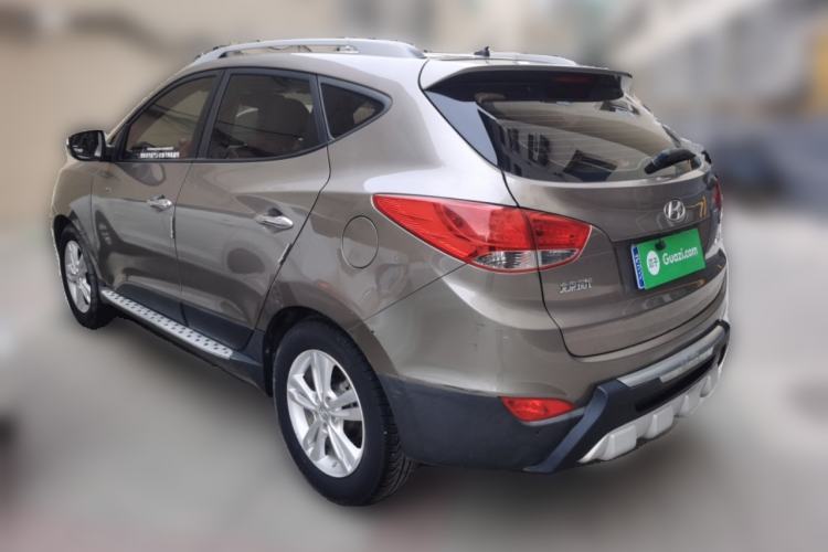 Used Hyundai ix35 2012 2.0L Automatic Two-Wheel Drive Elite Edition GLS
