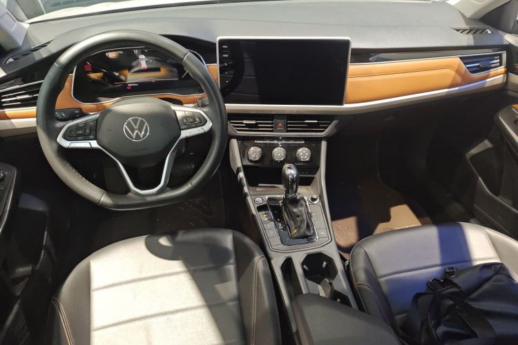 Used Volkswagen Bora 2023 200TSI DSG Enjoyment Edition Center Console