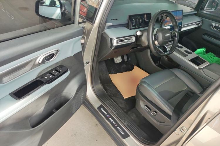 Used AION Y 2023 Plus 610 Smart Edition Ternary Lithium Driver Seat