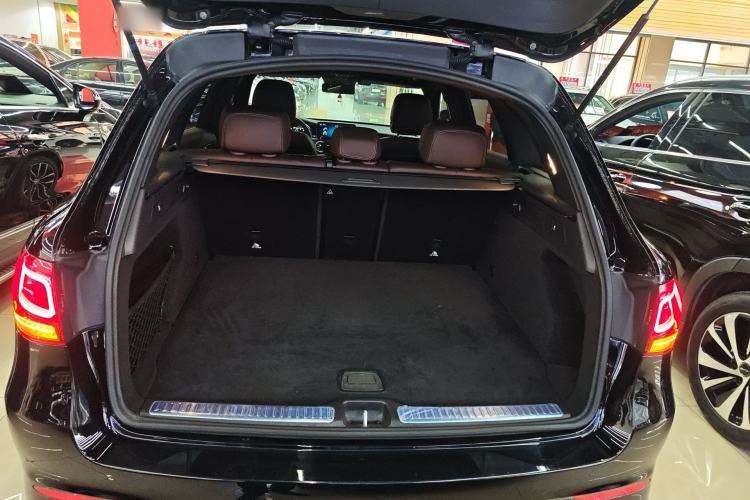 Used Mercedes-Benz GLC 2022 Refreshed GLC 300 L 4MATIC Dynamic Edition
