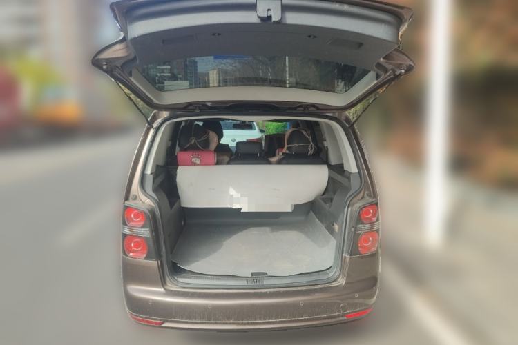 Used Volkswagen Touran 2013 1.4T Manual Comfort Edition 5-Seater
