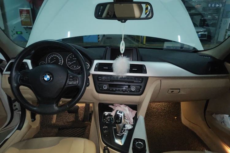 Used BMW 3 Series 2014 320Li Fashion Model