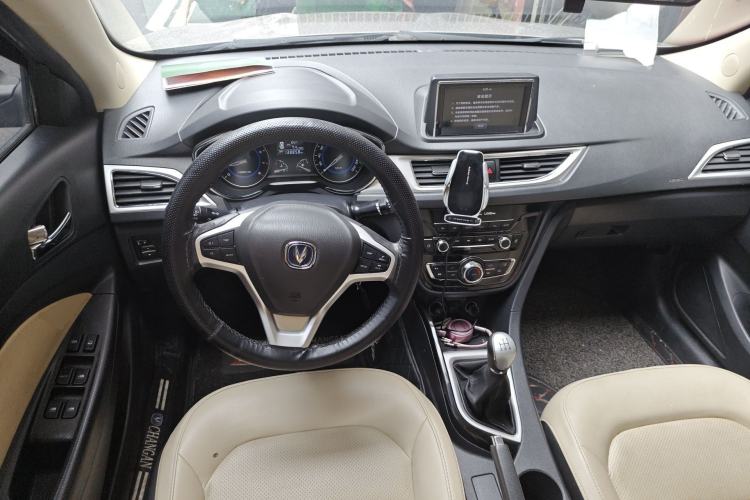 Used CHANGAN Alsvin V7 2016 1.6L Manual Enjoyment Model China V Standard Center Console