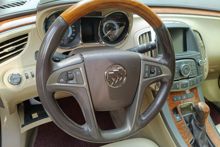 Used Buick LaCrosse 2011 2.4L SIDI Luxury Edition Steering Wheel