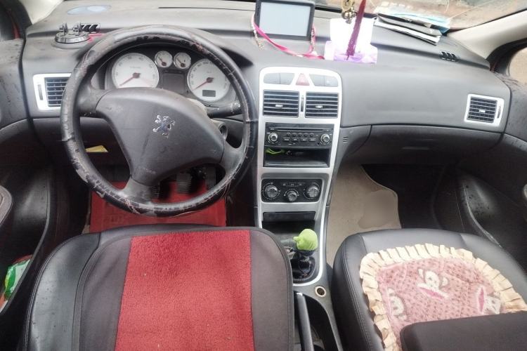 Used Peugeot 307 2013 Hatchback 1.6L Manual Comfort Edition