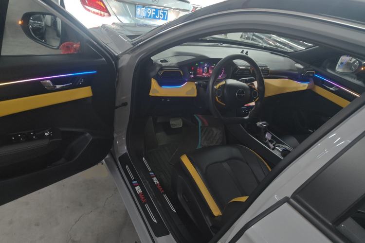 Used Dongfeng Aeolus Yixuan 2023 Mach Edition 1.5T Automatic Pursuit Rider Version Driver Seat